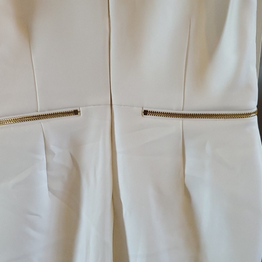 Dress - Picture 5 of 5